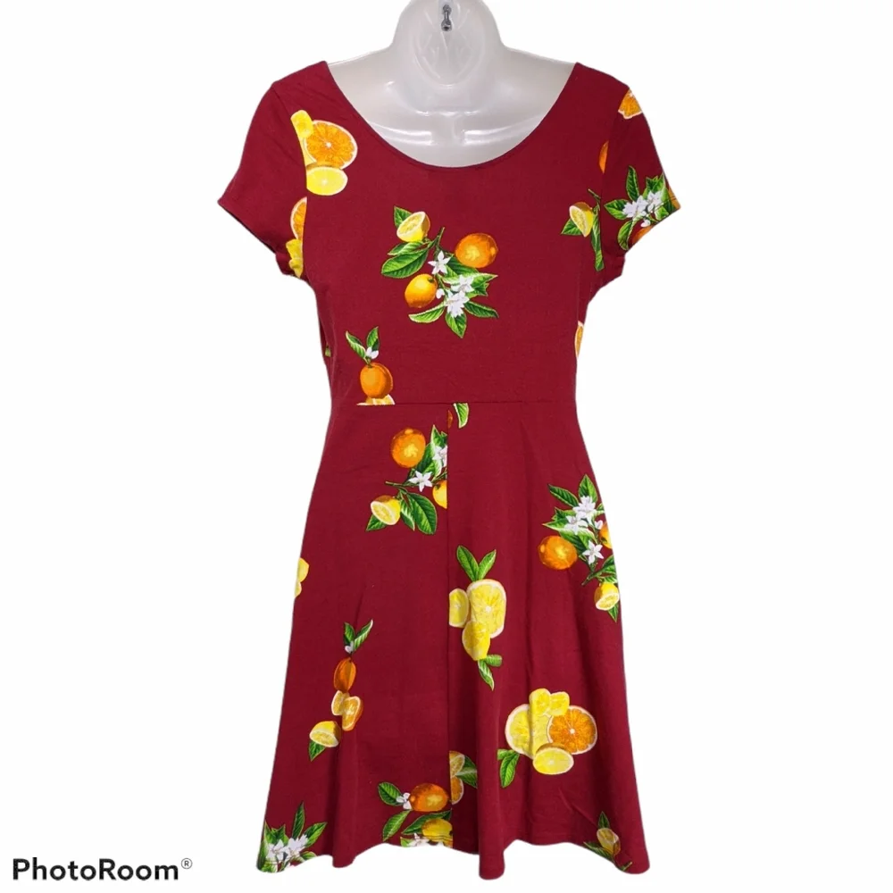 Forever 21 Dress Red Citrus Lemons Oranges Print Skater Dress Keyhole Medium